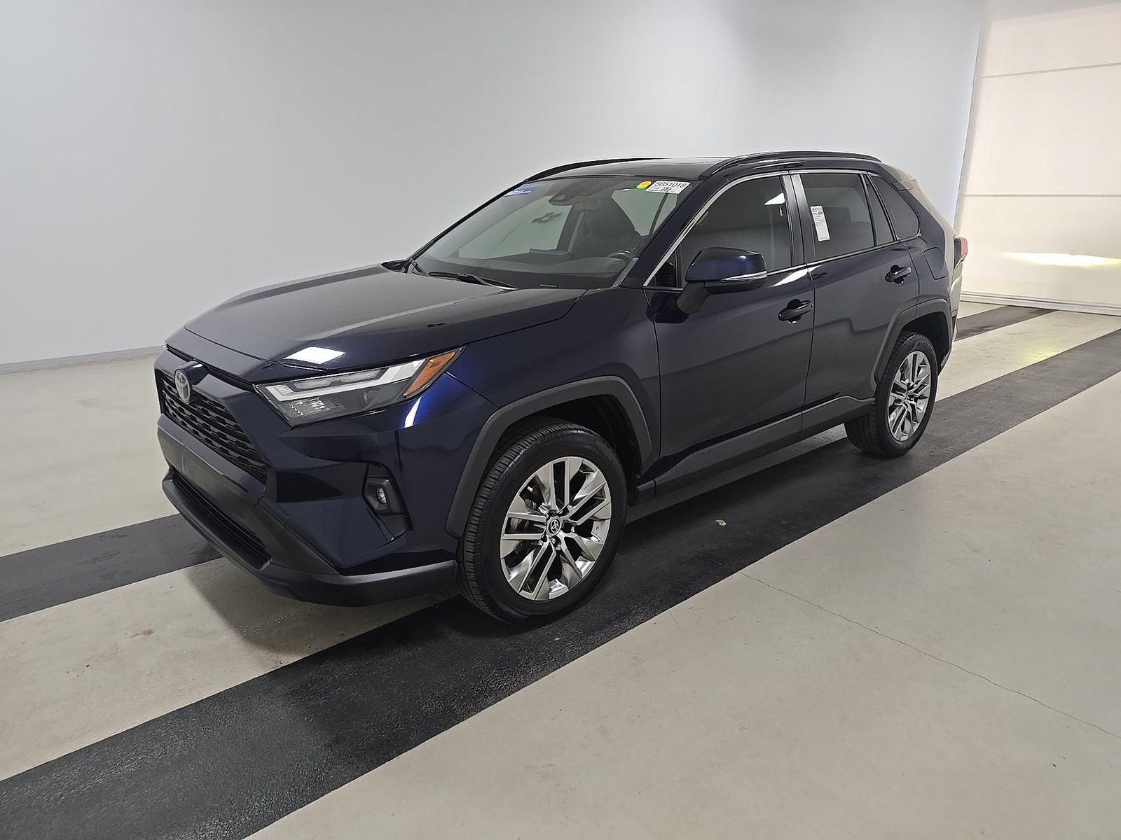 2022 Toyota RAV4 XLE Premium FWD