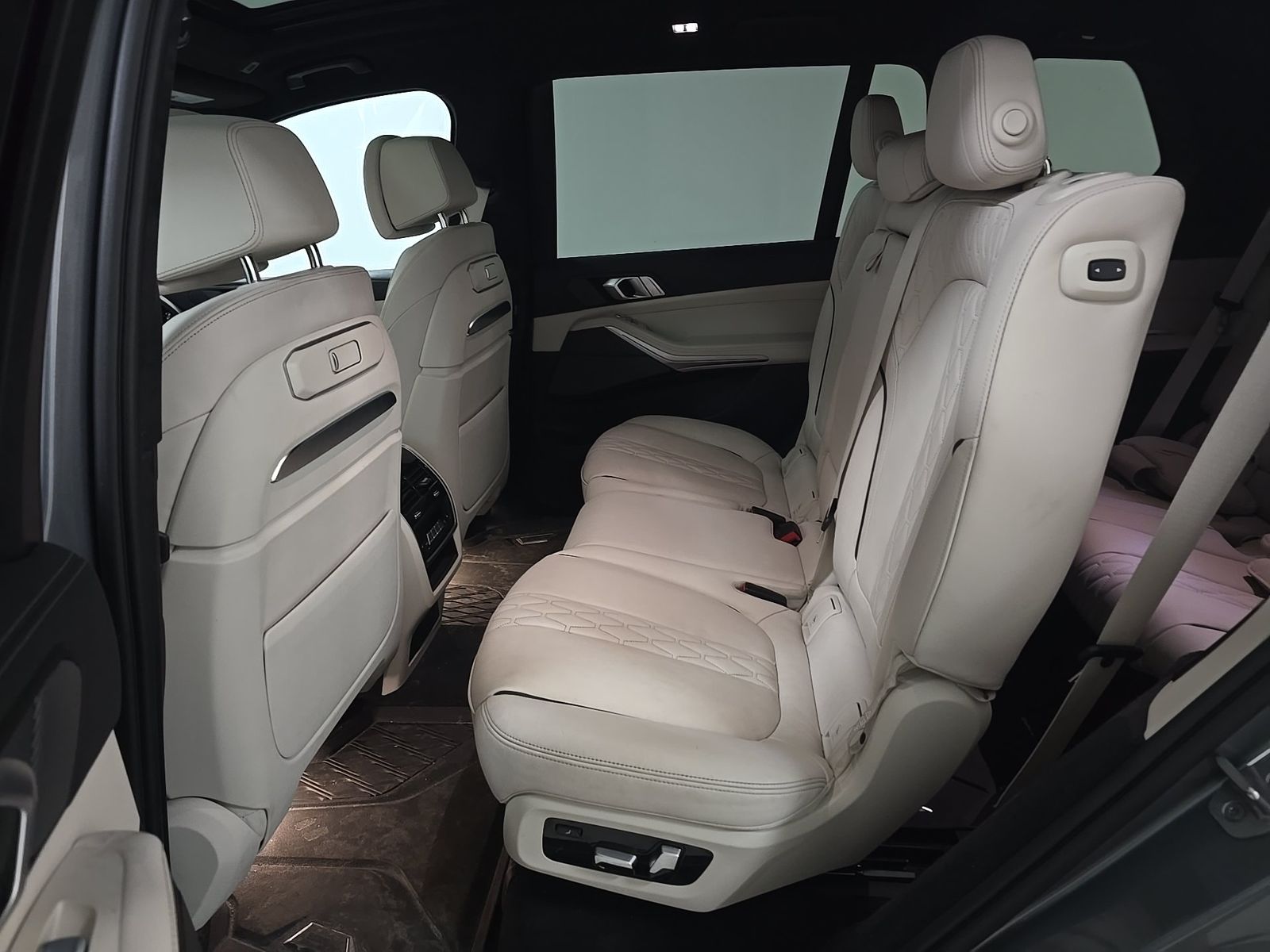 2024 BMW X7 xDrive40i AWD