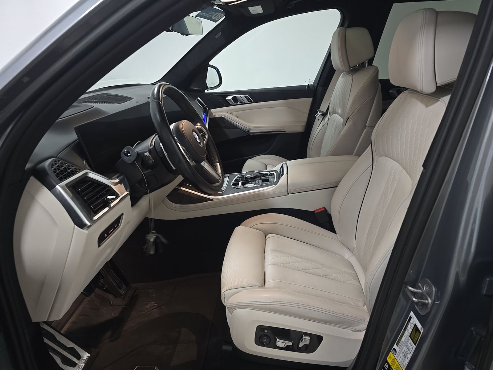 2024 BMW X7 xDrive40i AWD