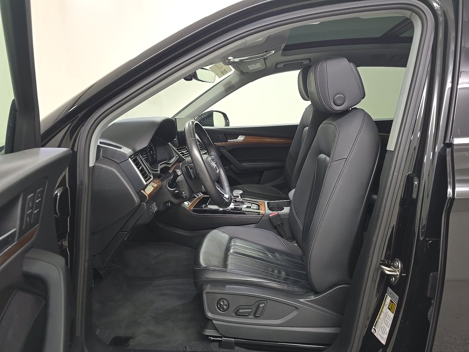 2023 Audi Q5 S line Premium Plus AWD