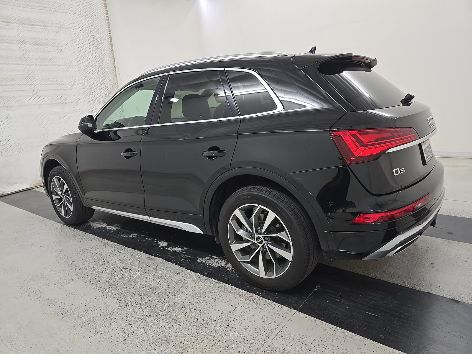 2023 Audi Q5 S line Premium Plus AWD