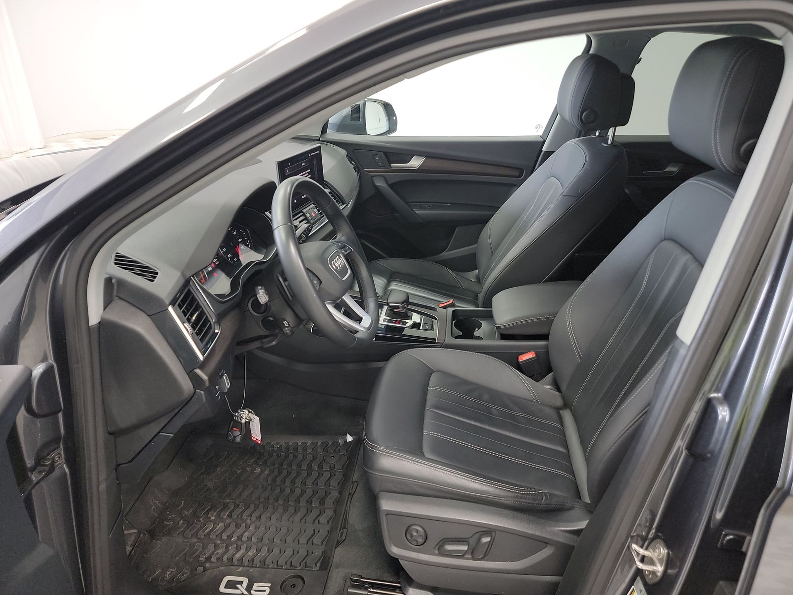 2023 Audi Q5 S line Premium AWD
