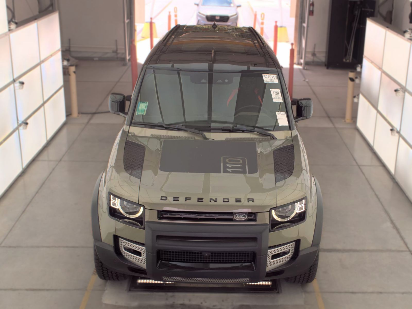 2023 Land Rover Defender 110 SE AWD