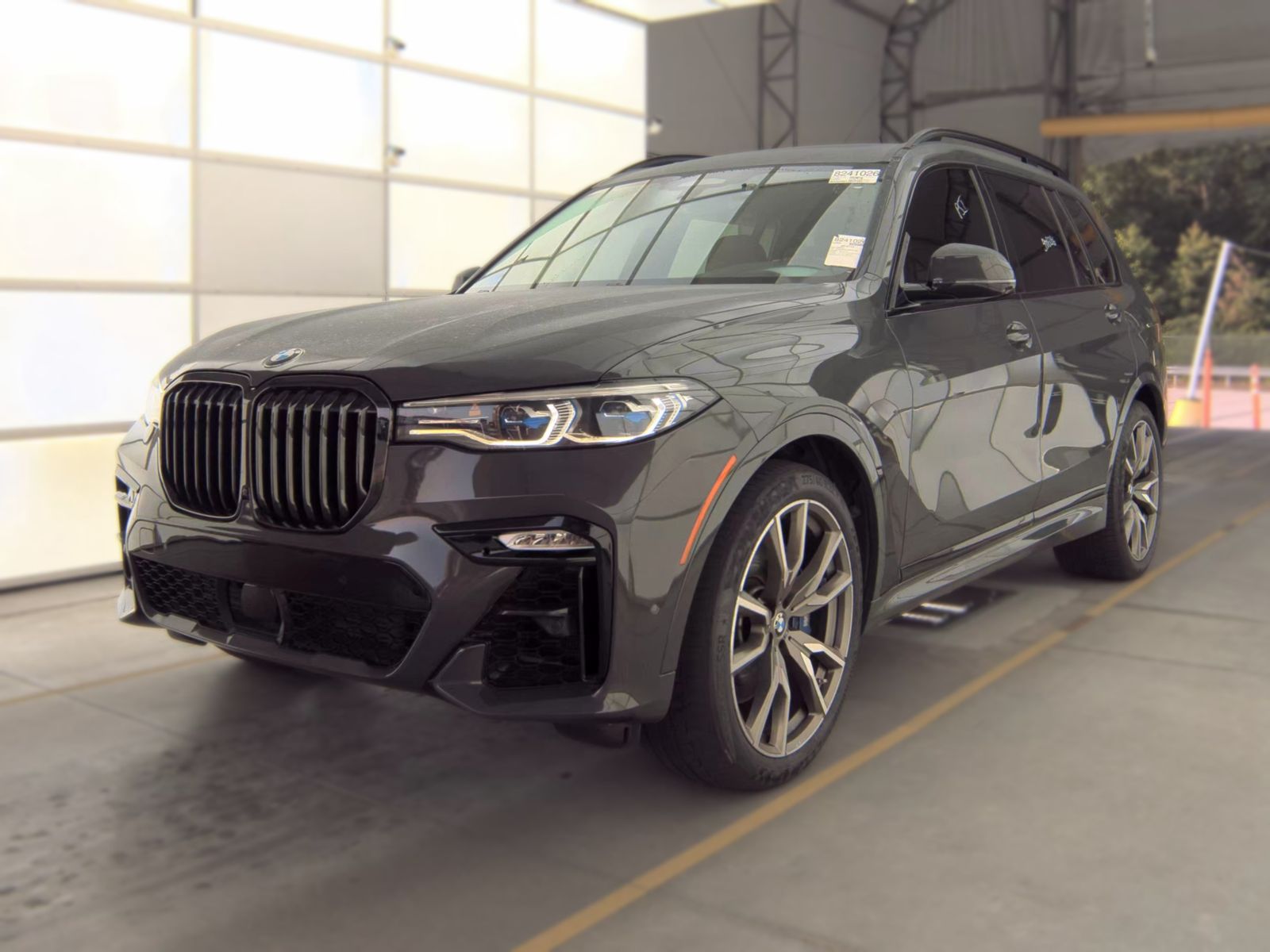 2022 BMW X7 M50i AWD