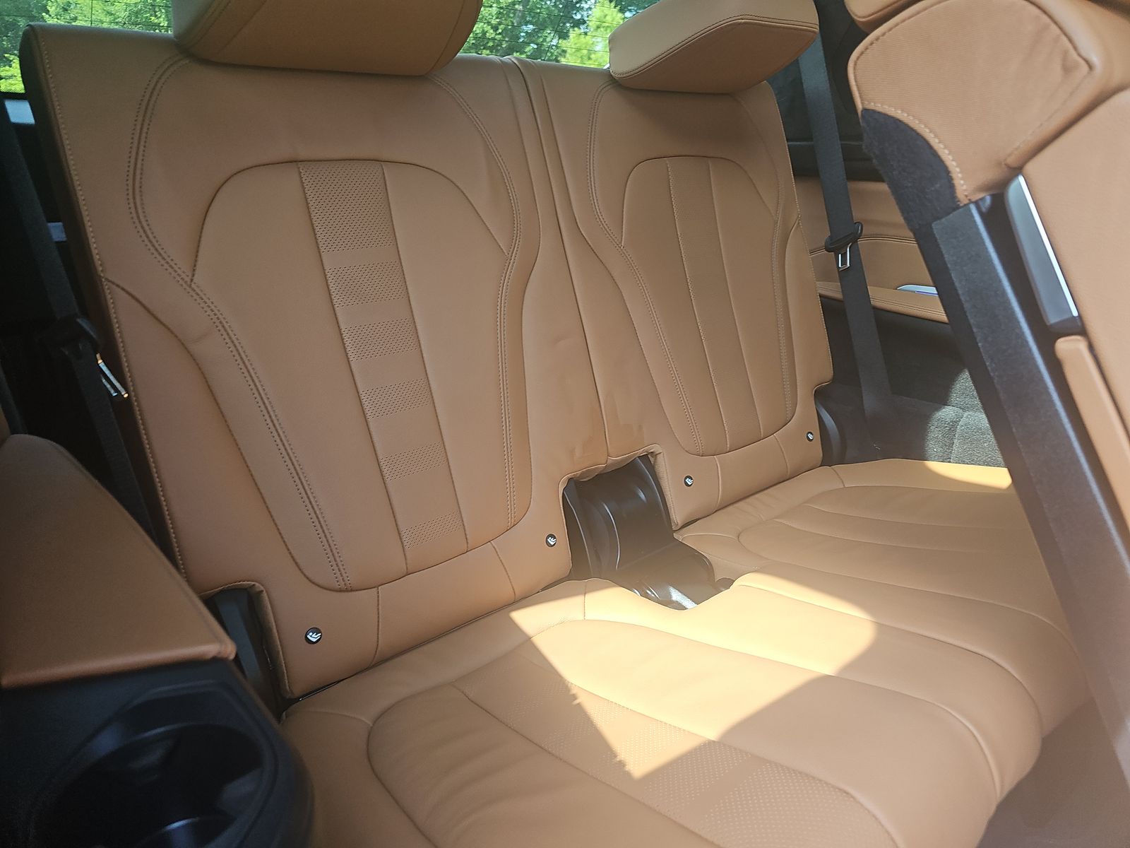 2022 BMW X7 M50i AWD