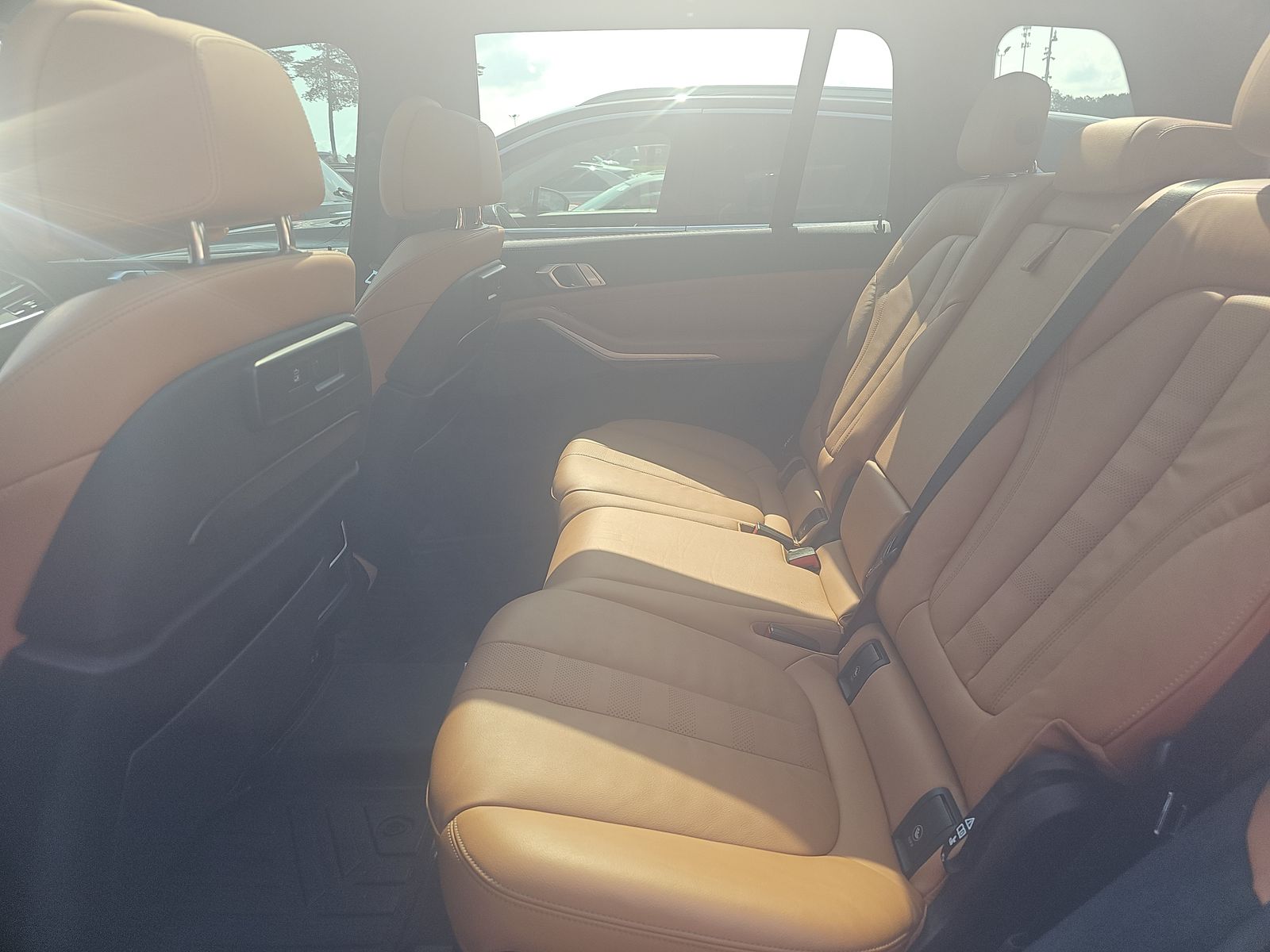 2022 BMW X7 M50i AWD