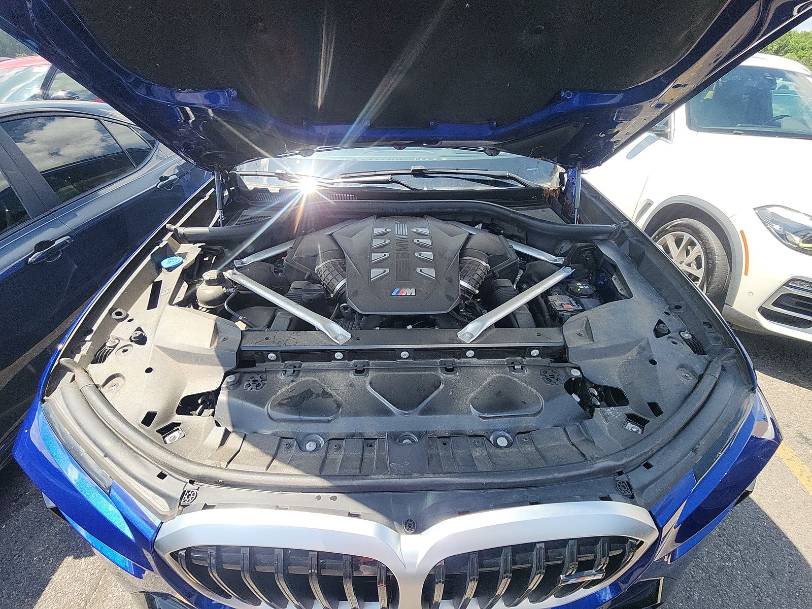 2024 BMW X7 M60i AWD
