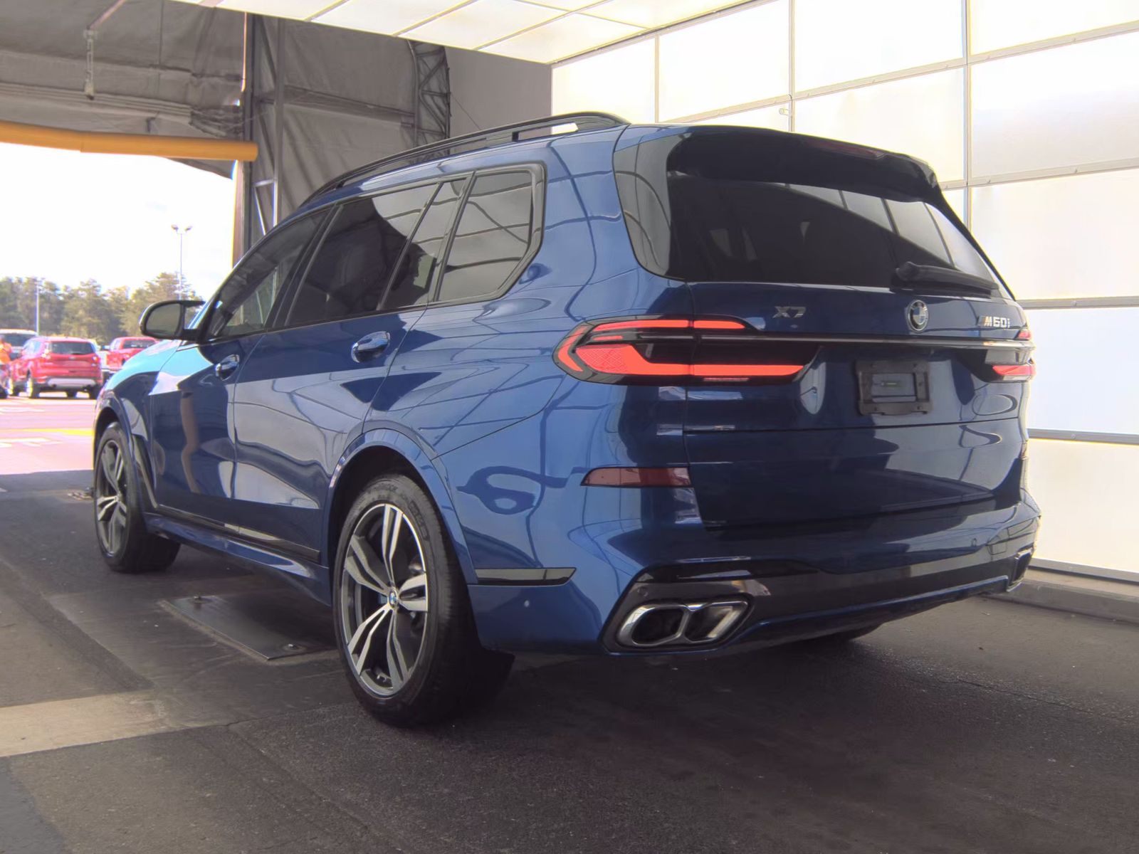 2024 BMW X7 M60i AWD