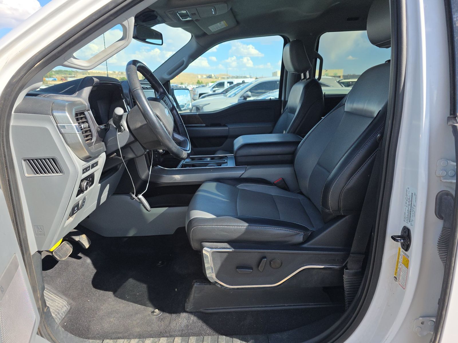 2023 Ford F-150 Lariat AWD