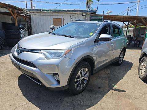 2017 Toyota RAV4 Hybrid XLE