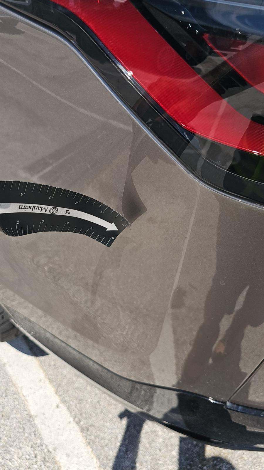 2021 Land Rover Discovery HSE R-Dynamic FWD