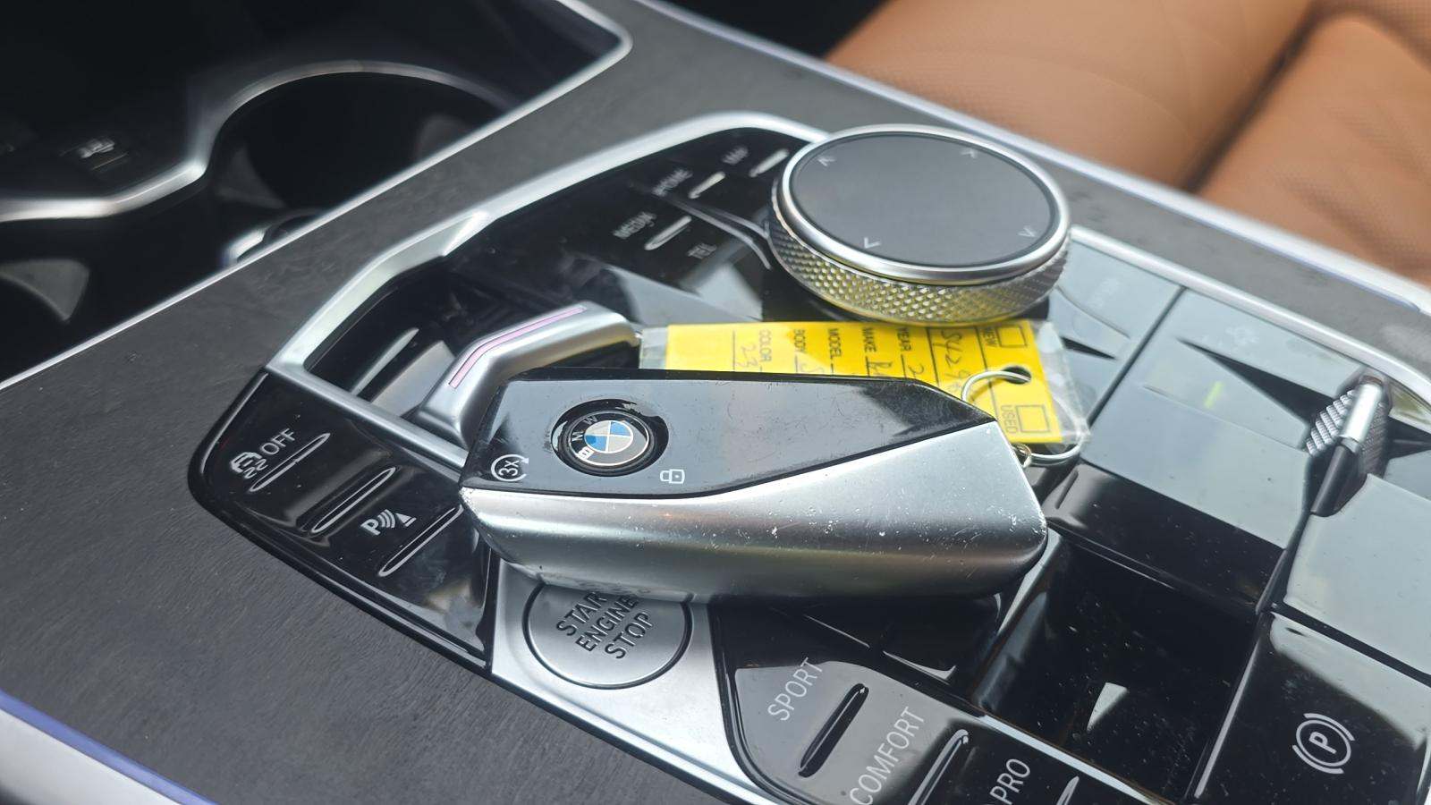 2024 BMW X7 xDrive40i AWD