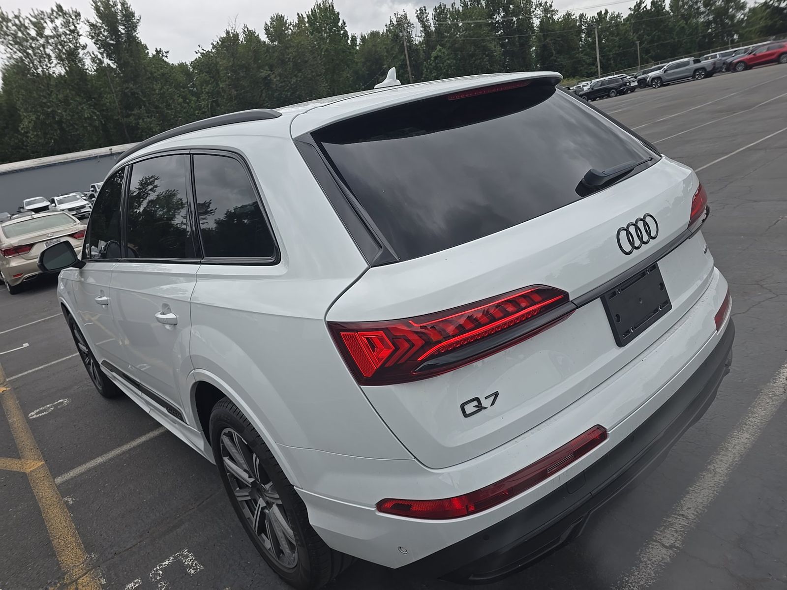 2022 Audi Q7 Premium Plus FWD