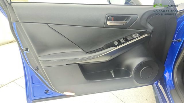 2025 Lexus IS IS 350 F SPORT Design RWD