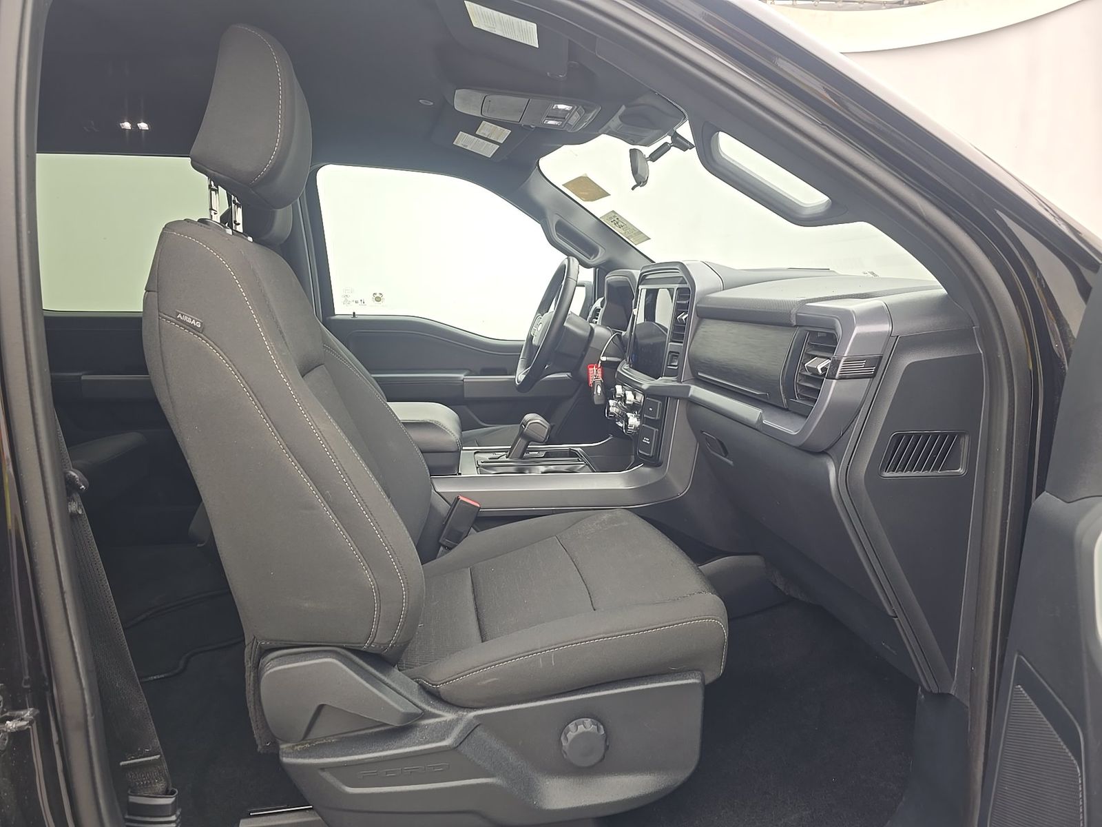 2025 Ford F-150 XLT AWD