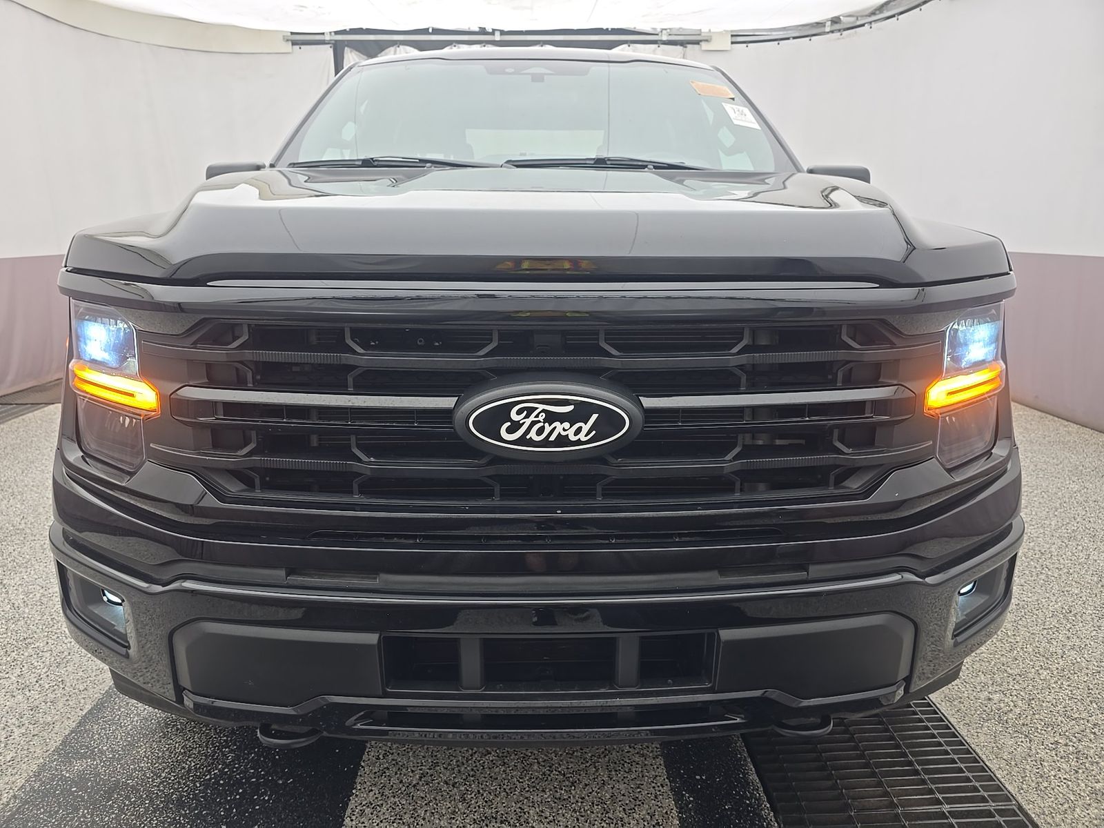 2025 Ford F-150 XLT AWD