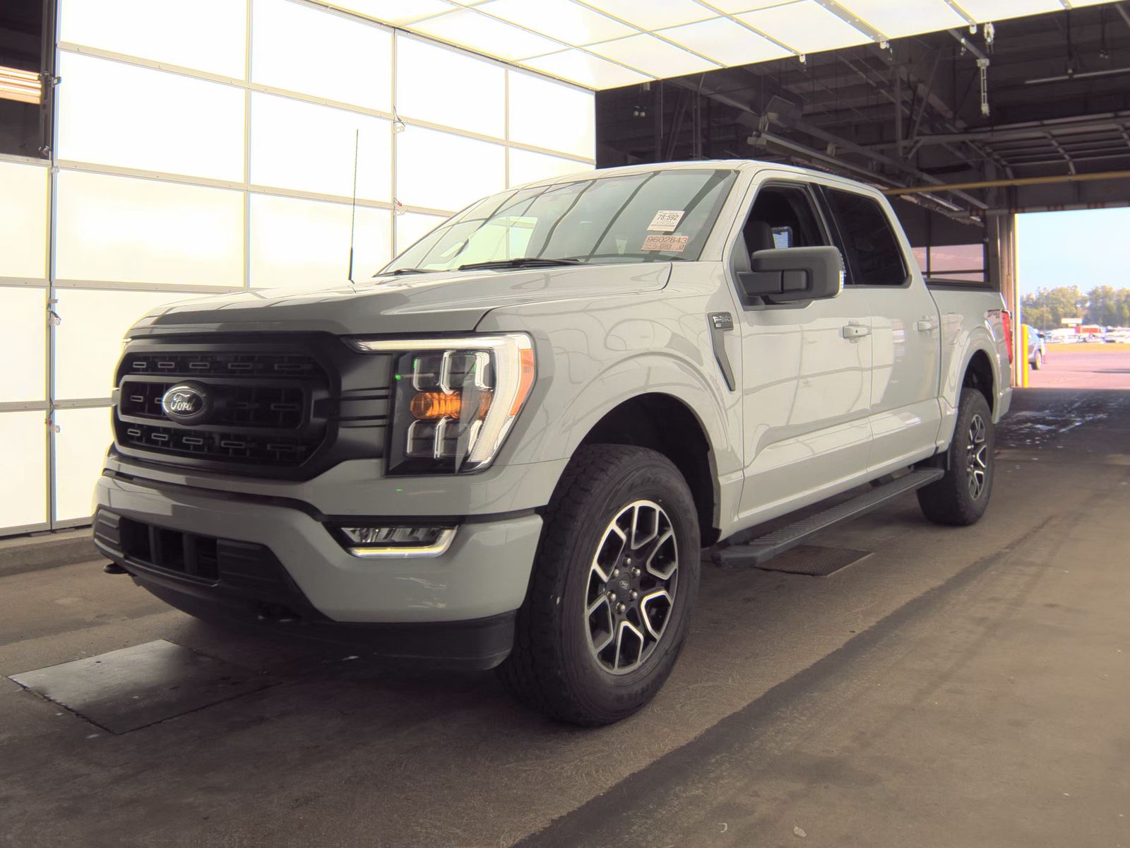 2023 Ford F-150 XLT AWD