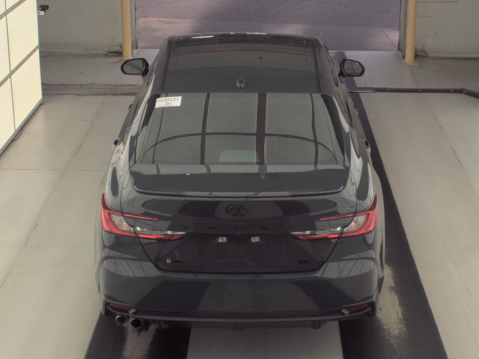 2025 Toyota Camry SE FWD