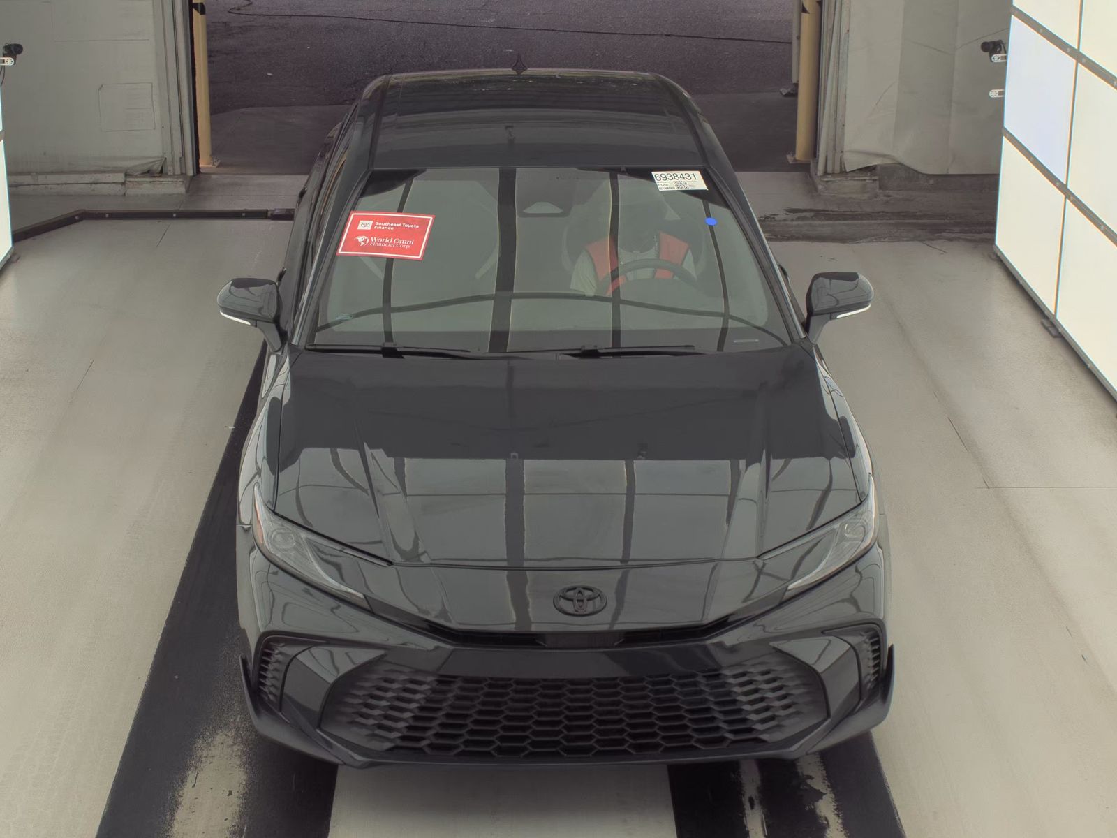 2025 Toyota Camry SE FWD