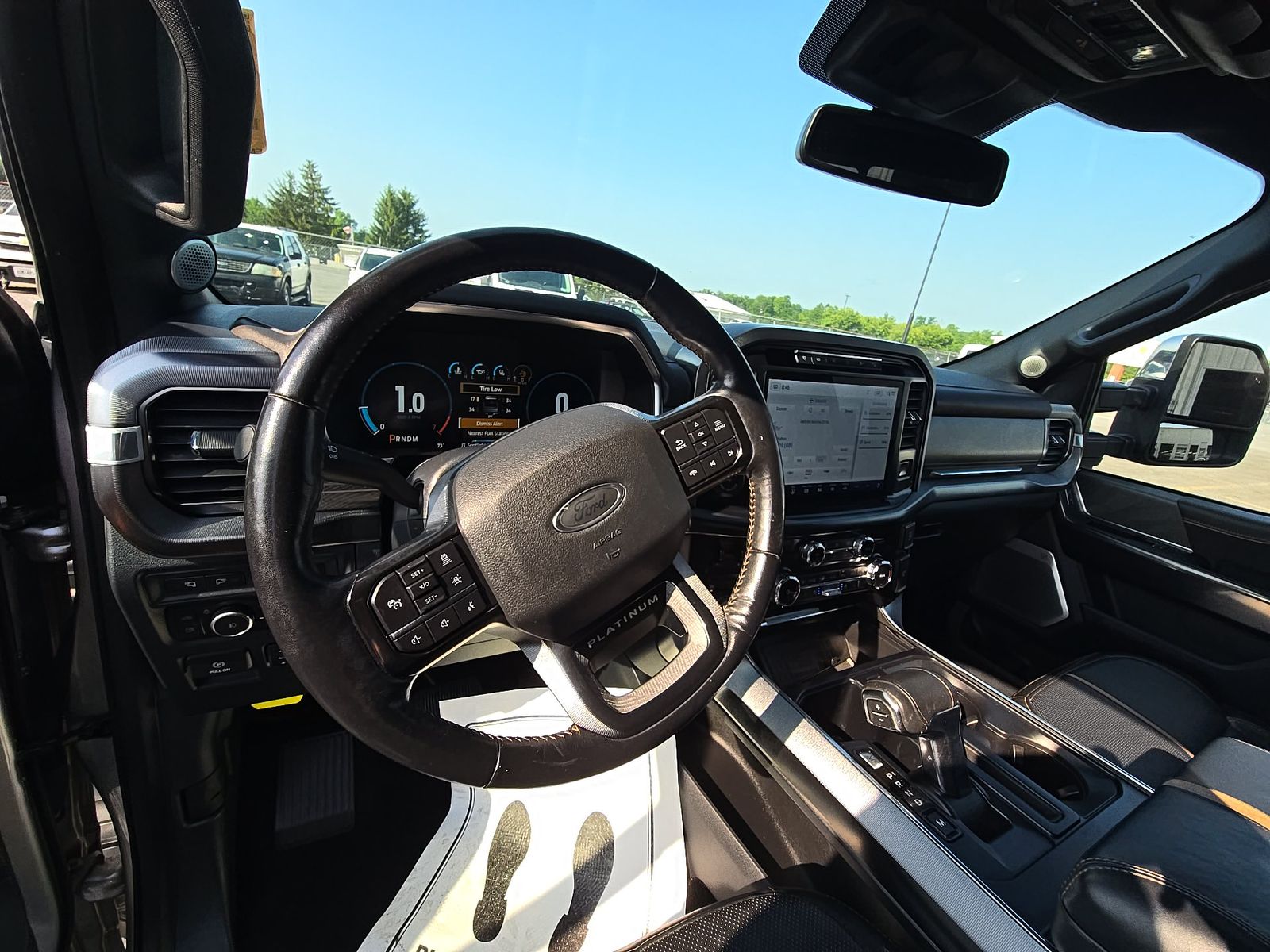 2022 Ford F-150 Hybrid Platinum AWD