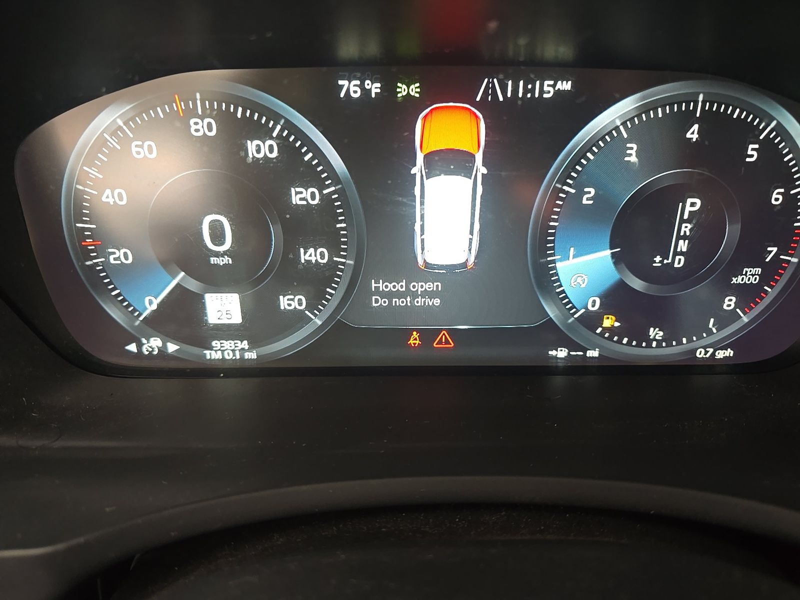 2018 Volvo XC90 T6 Momentum AWD