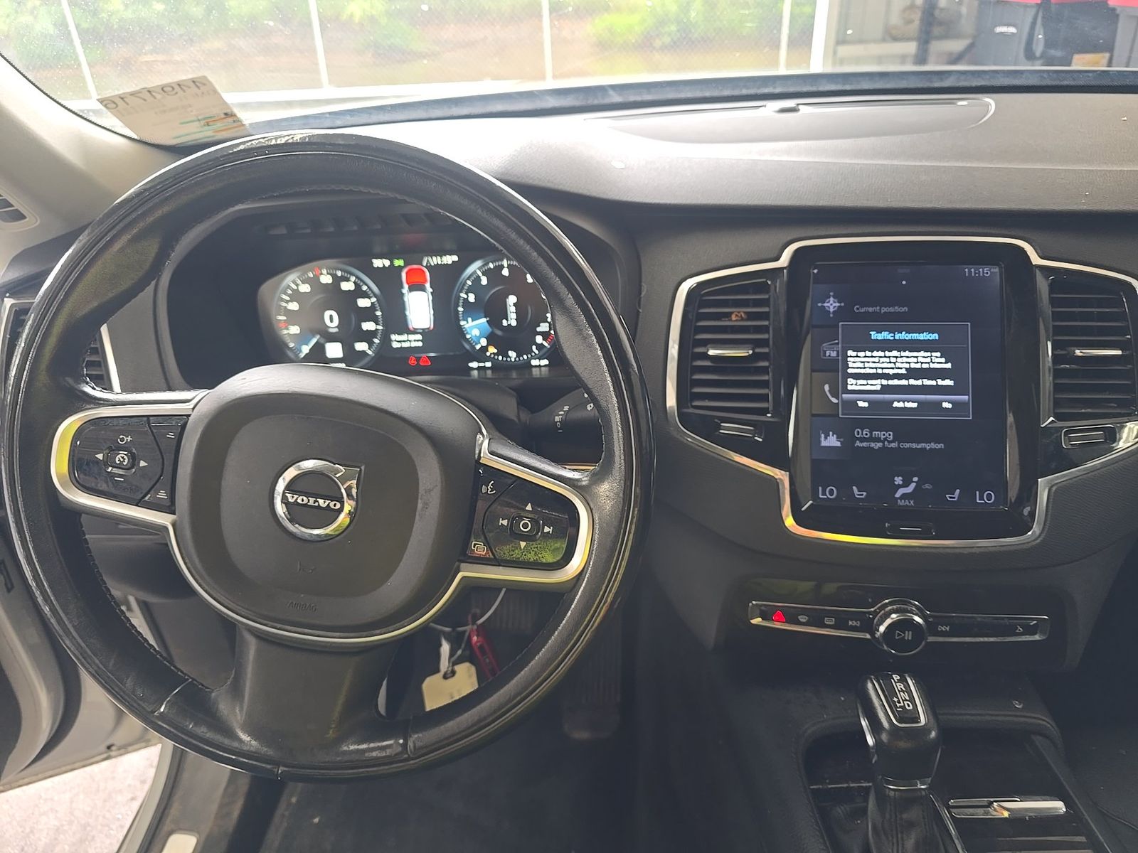 2018 Volvo XC90 T6 Momentum AWD