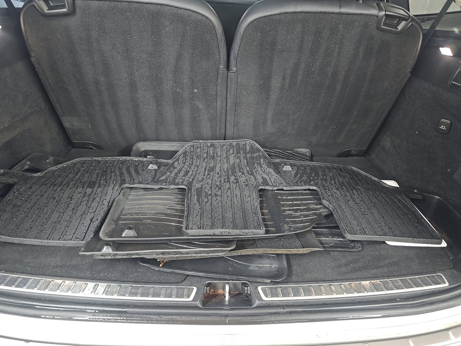 2018 Volvo XC90 T6 Momentum AWD