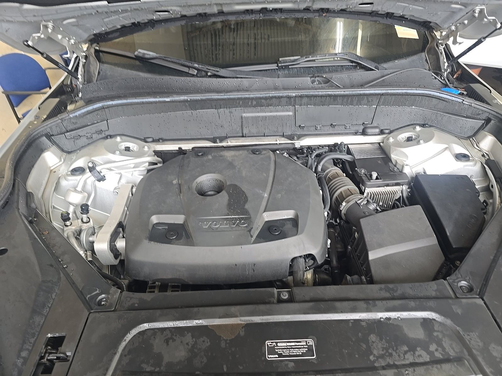 2018 Volvo XC90 T6 Momentum AWD