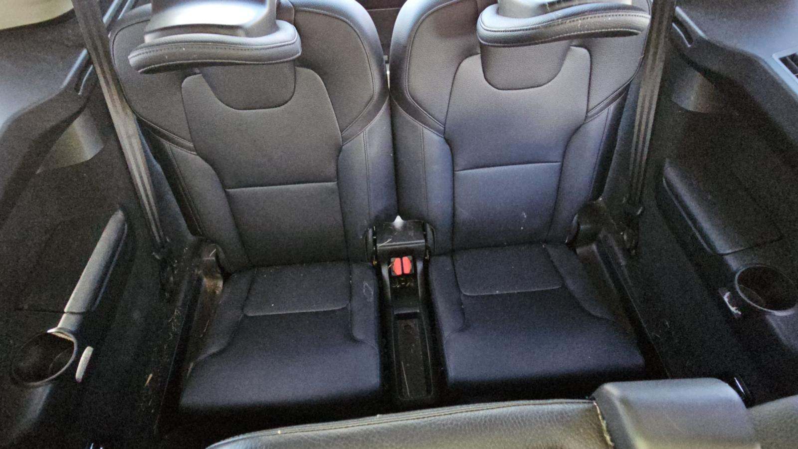 2018 Volvo XC90 T6 Momentum AWD