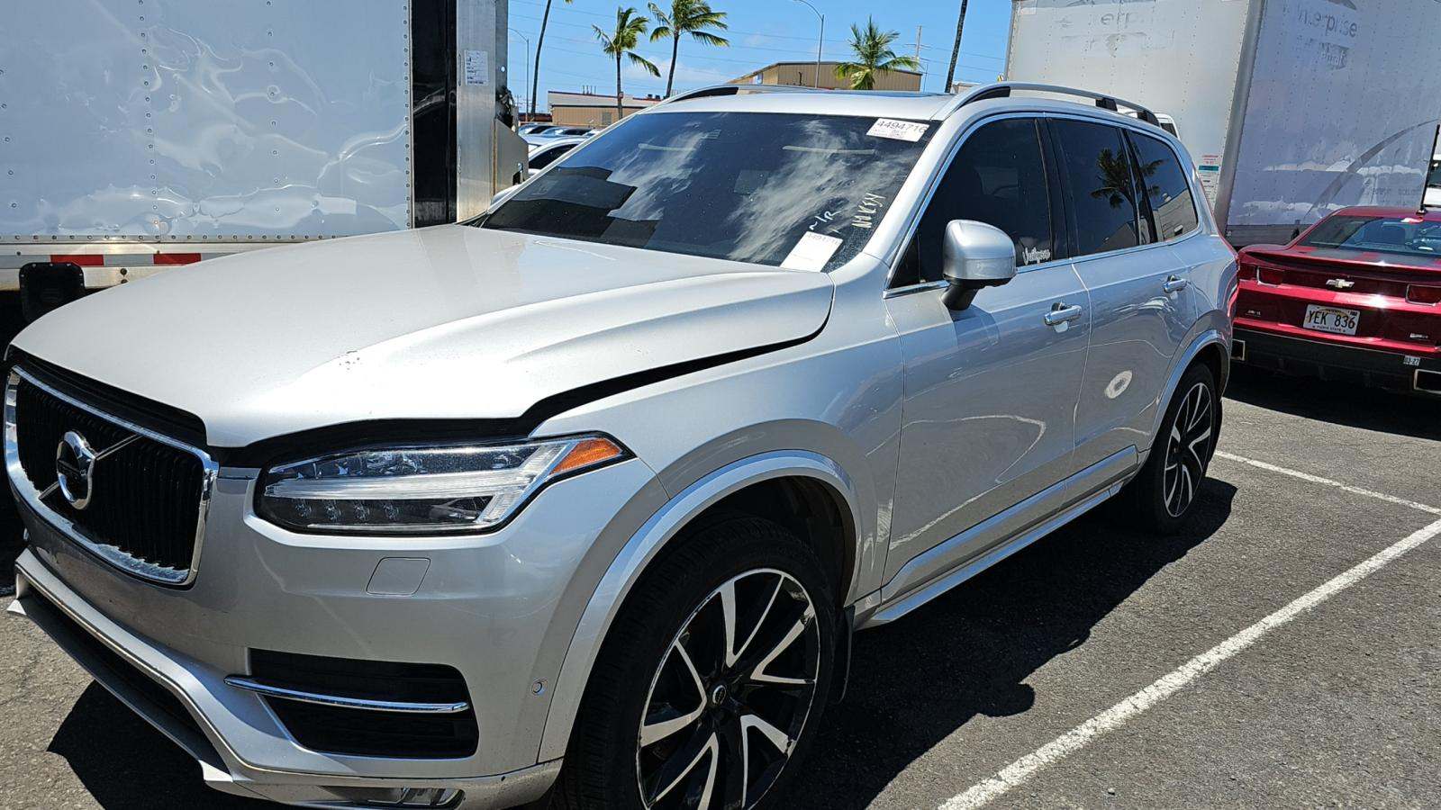2018 Volvo XC90 T6 Momentum AWD
