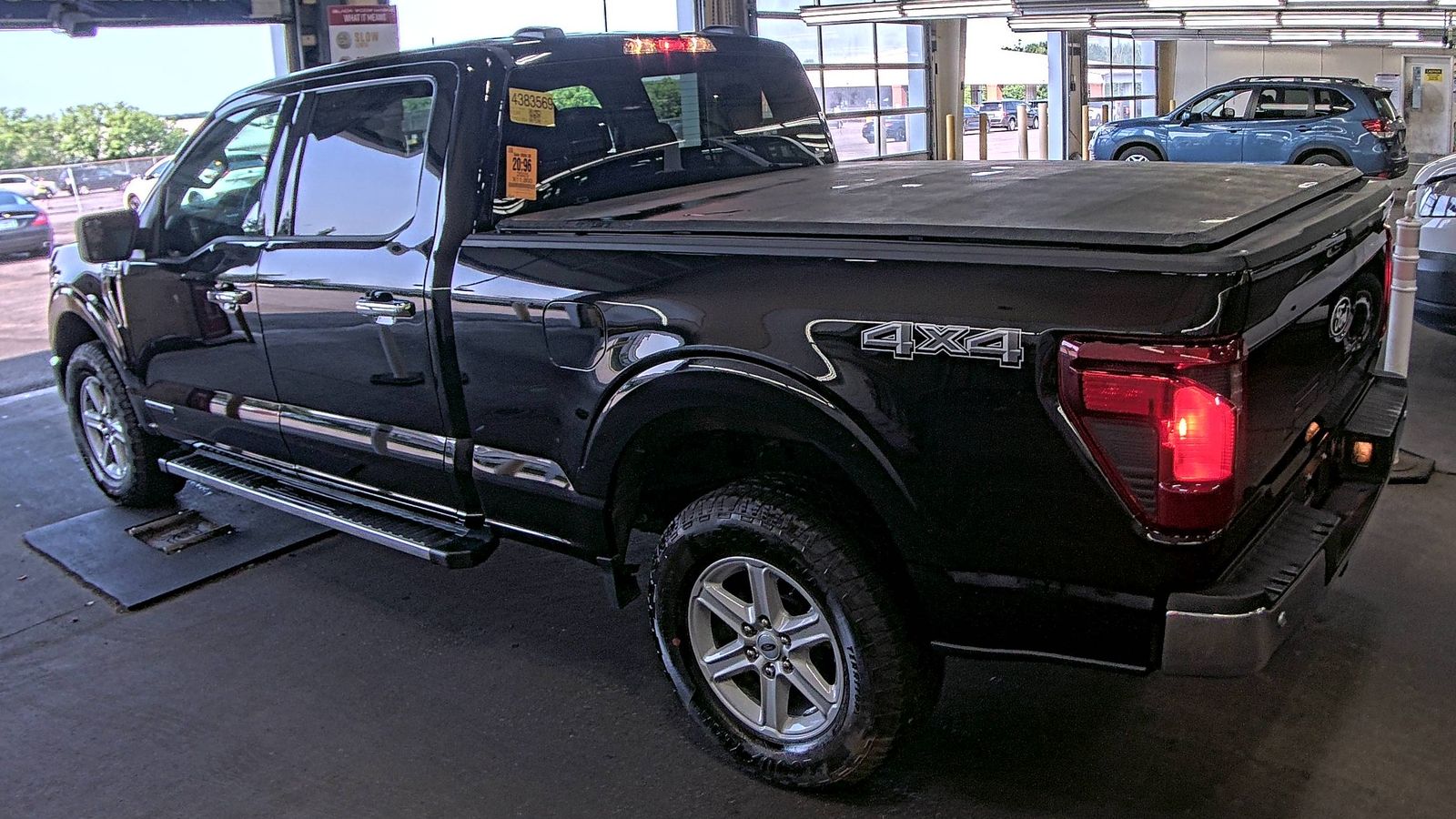 2025 Ford F-150 Hybrid XLT AWD