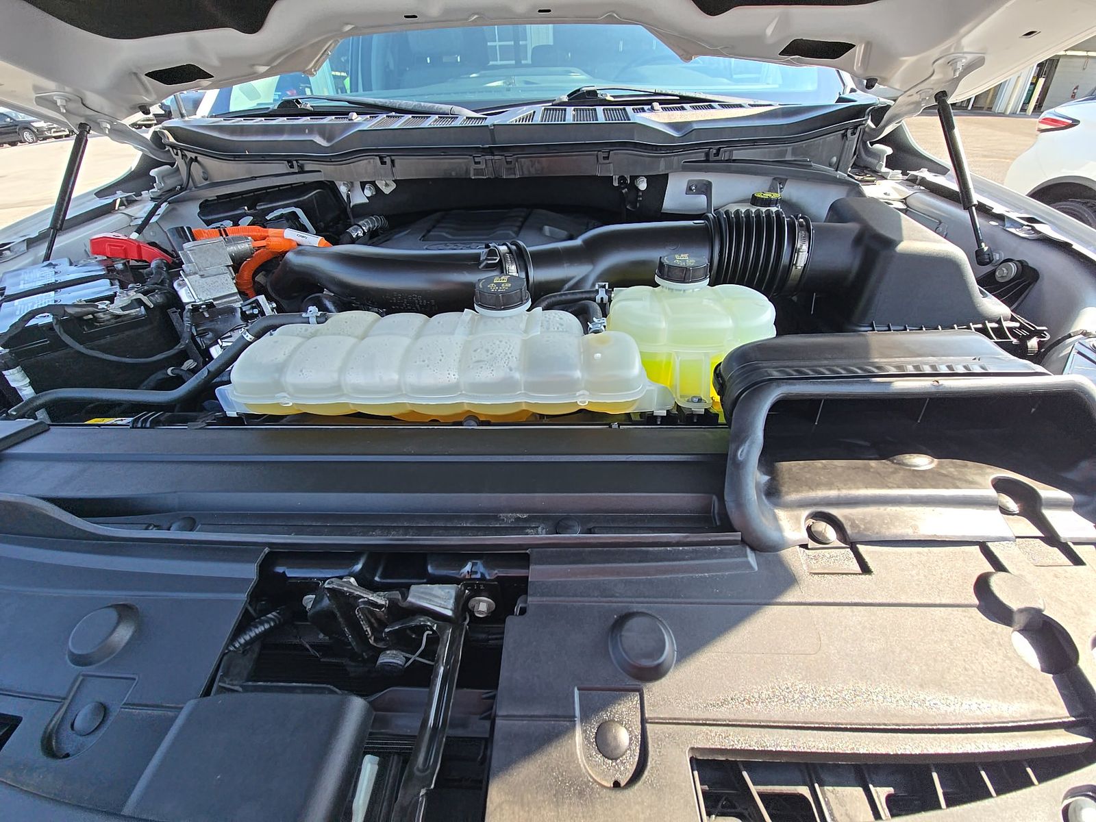 2023 Ford F-150 Hybrid XLT AWD