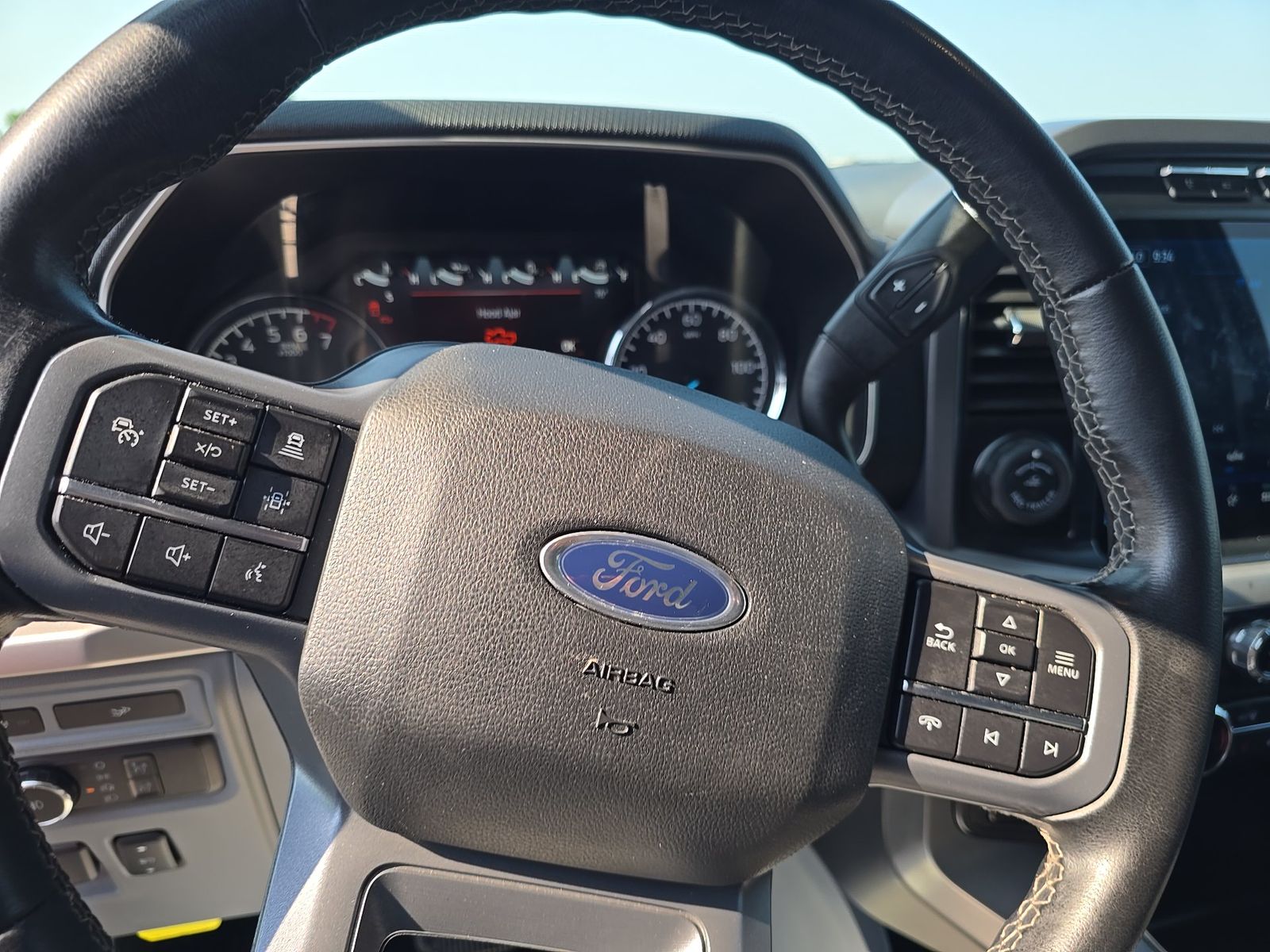 2023 Ford F-150 Hybrid XLT AWD