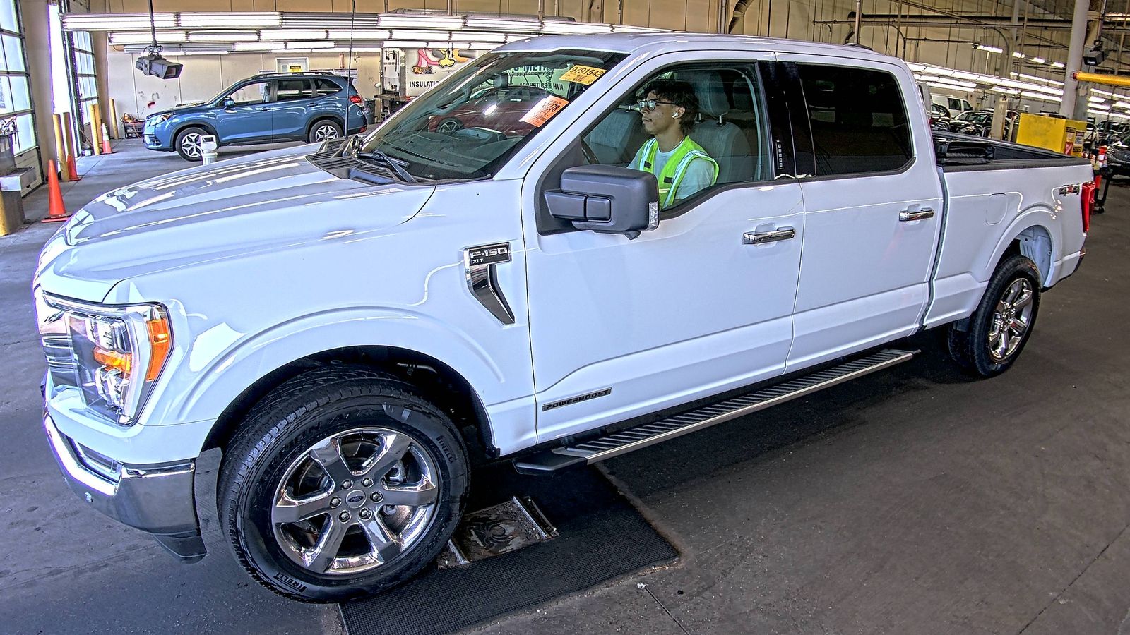2023 Ford F-150 Hybrid XLT AWD