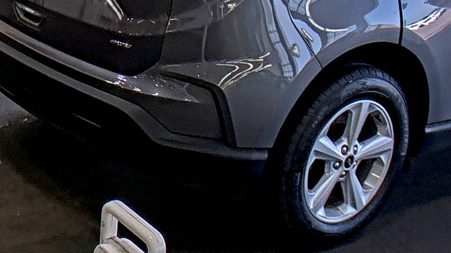 2023 Ford Edge SE AWD