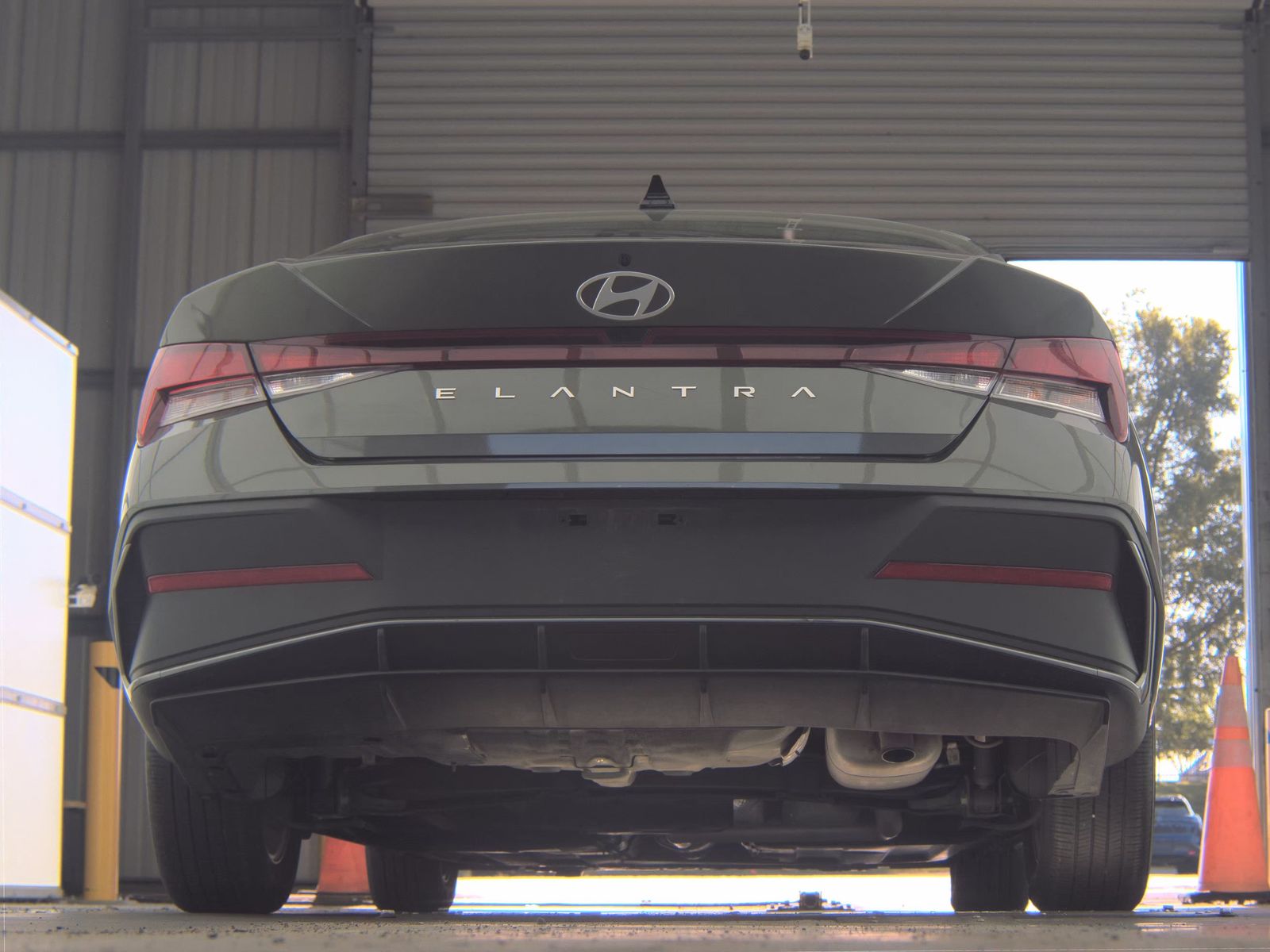 2025 Hyundai Elantra SE FWD