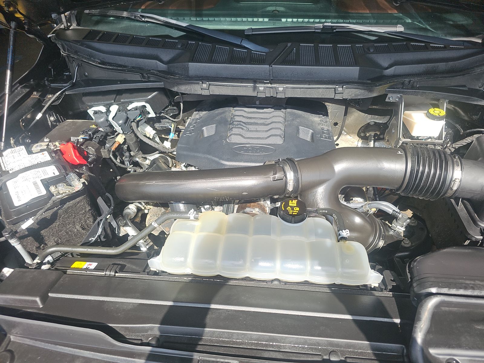 2023 Ford F-150 Lariat AWD