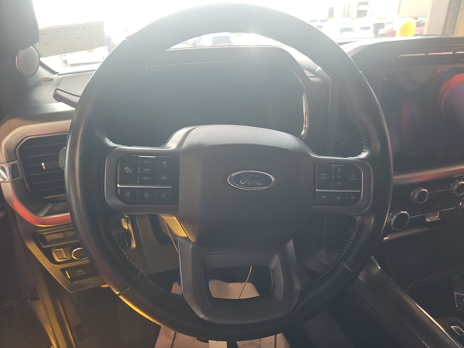 2023 Ford F-150 Lariat AWD
