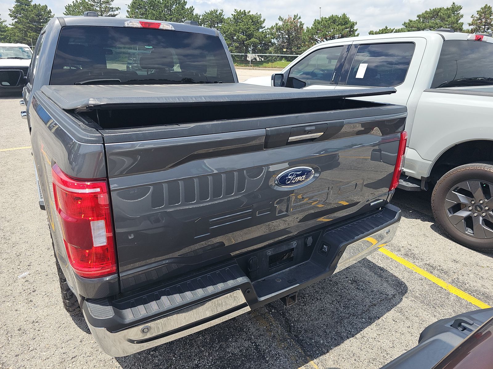 2023 Ford F-150 XLT AWD