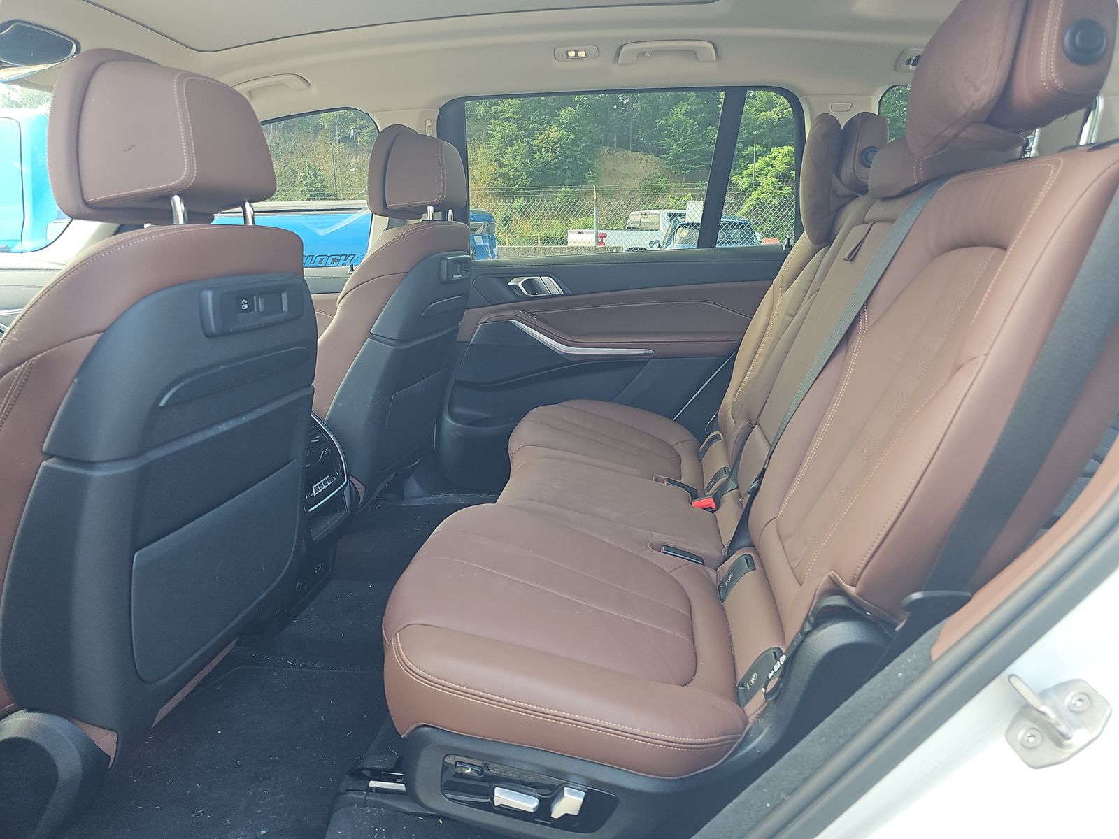 2022 BMW X7 xDrive40i AWD