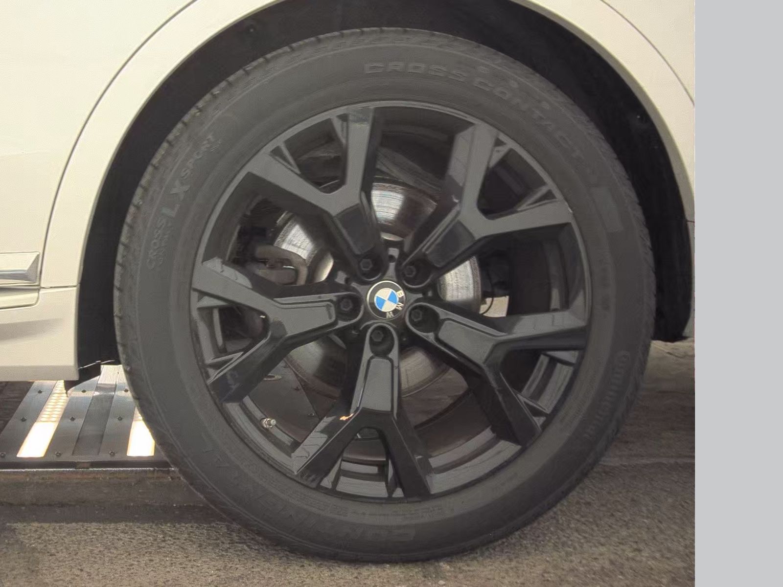 2022 BMW X7 xDrive40i AWD