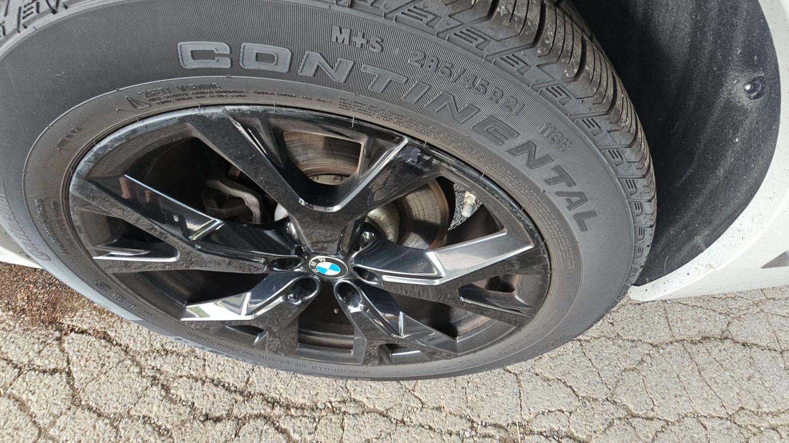 2022 BMW X7 xDrive40i AWD