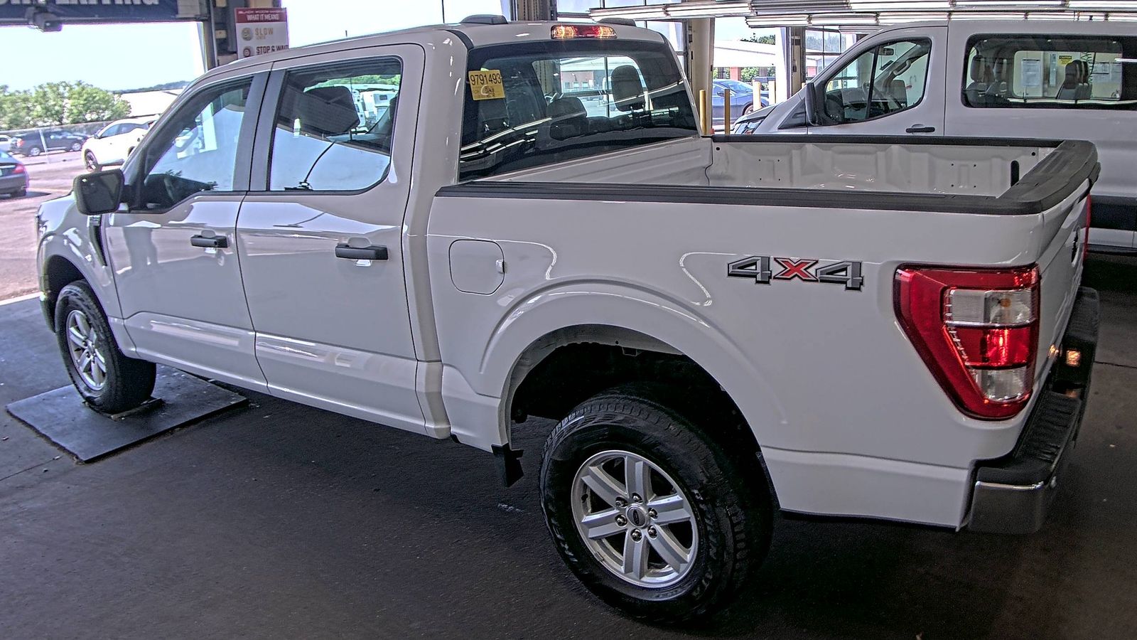 2023 Ford F-150 XL AWD