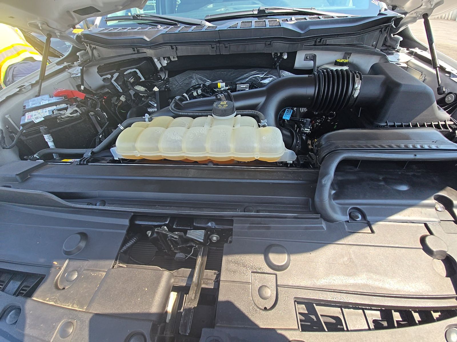 2023 Ford F-150 XL AWD