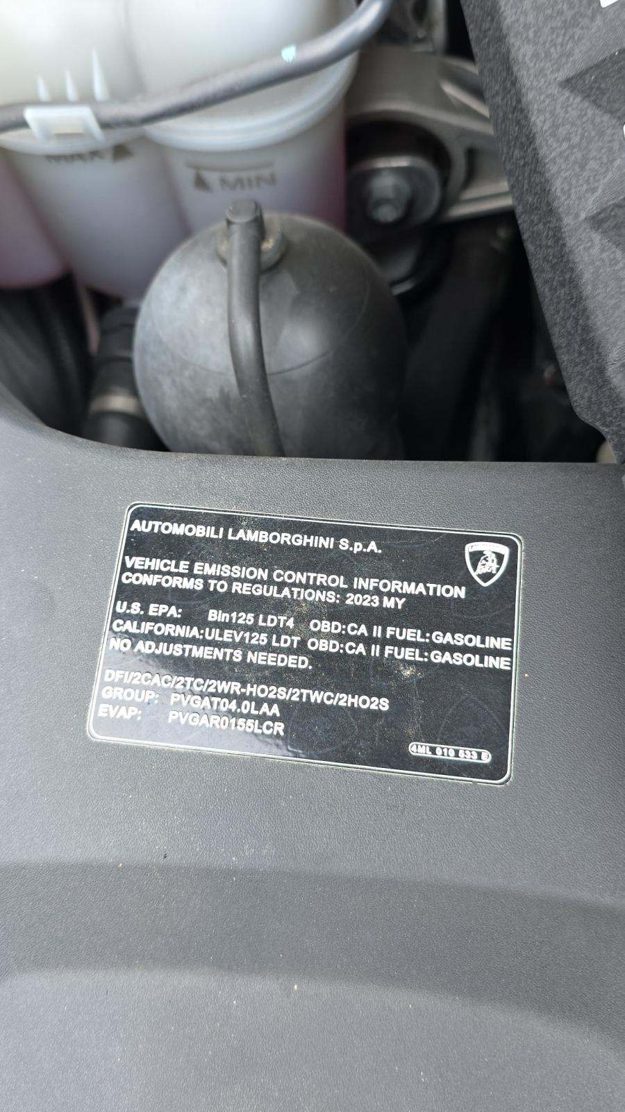 2023 Lamborghini Urus Performante AWD