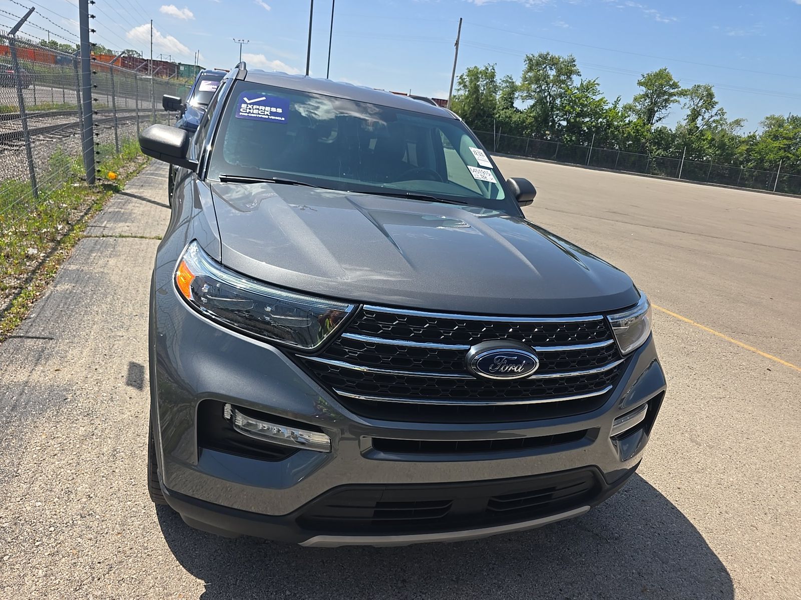 2023 Ford Explorer XLT AWD