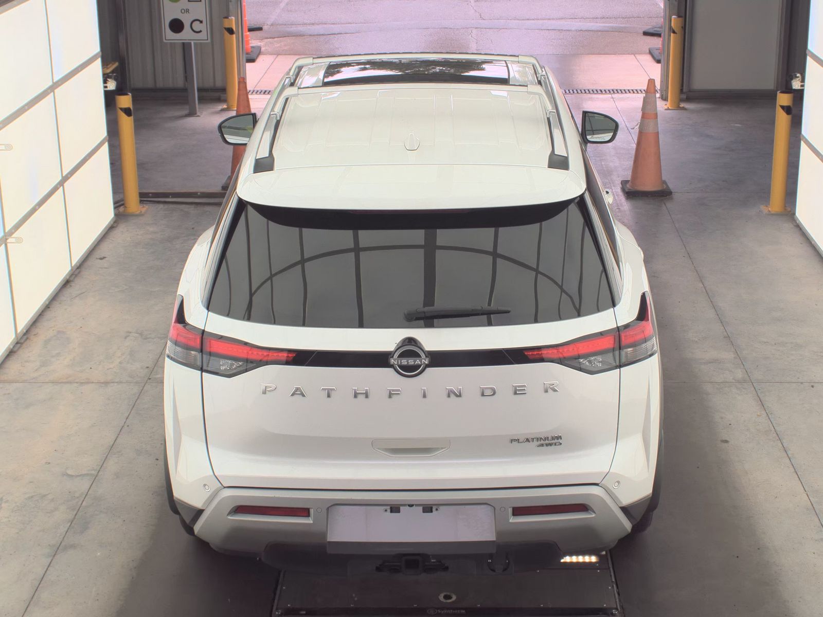 2025 Nissan Pathfinder Platinum AWD