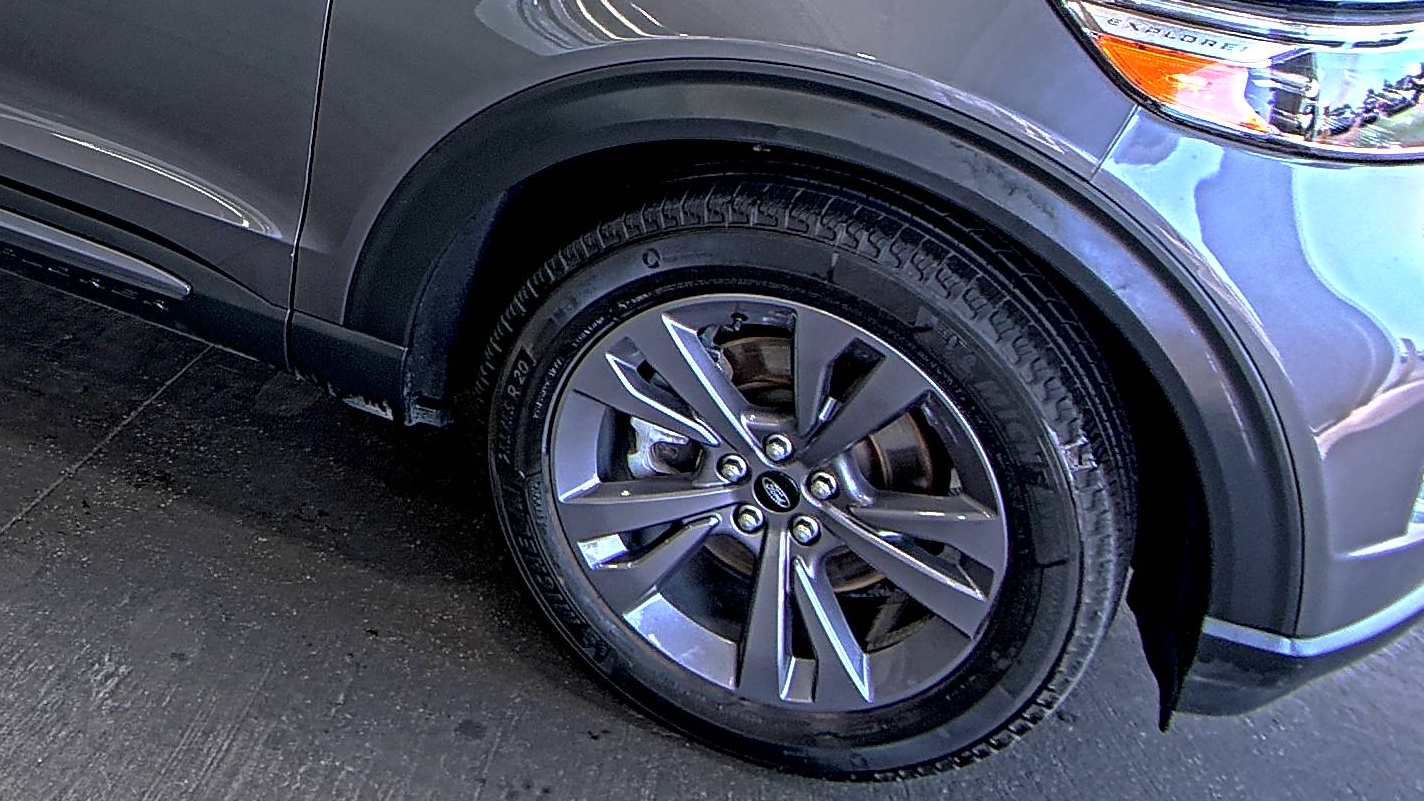 2023 Ford Explorer XLT AWD