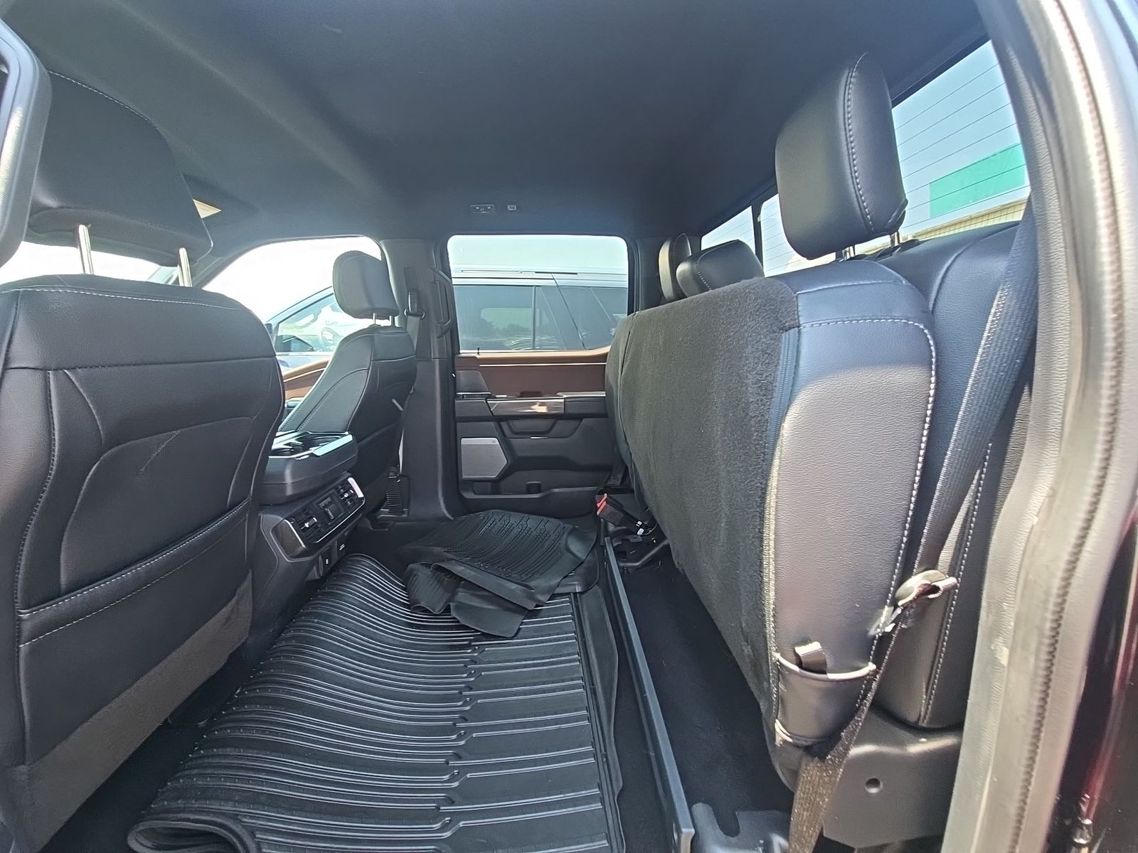 2023 Ford F-150 Lariat AWD