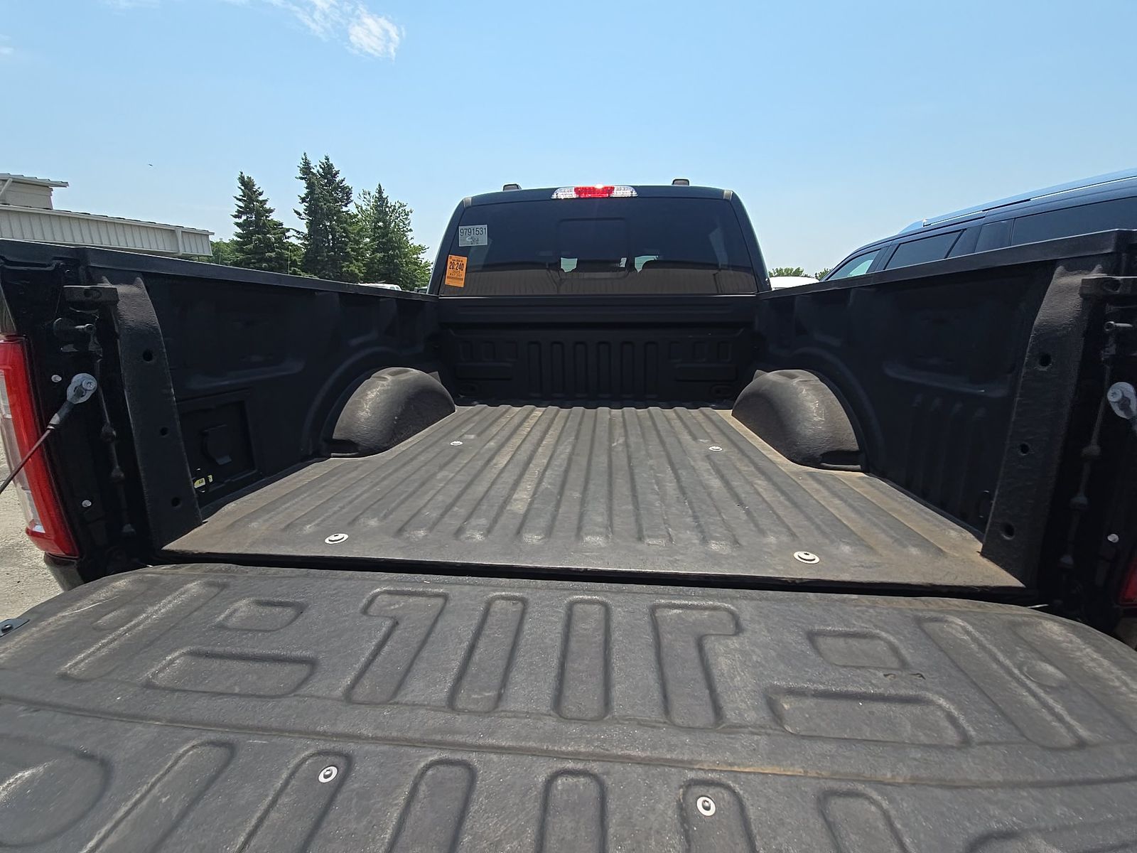 2023 Ford F-150 Lariat AWD